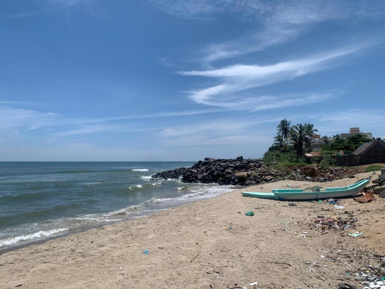 Blue Waves Homestay 蓬蒂切里 外观 照片